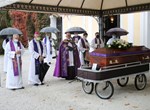 Na varaždinskom groblju i crkvi Dobroga Pastira svećenici i vjernici oprostili se od preč. Andrije Jagečića-Bolteka